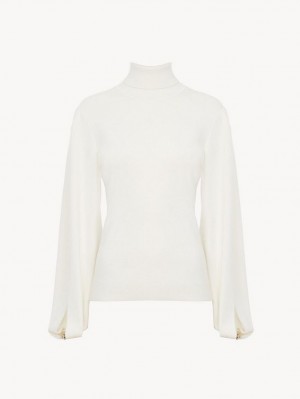 Chloe Fitted Mock-neck Stickat Vita | CHE-SR13958