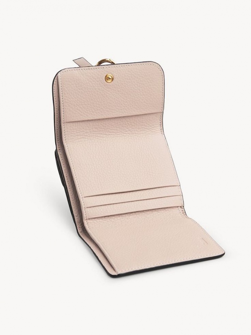 Chloe Alphabet Small Tri-fold Liten Plånbok Rosa Beige | CHE-SR14290