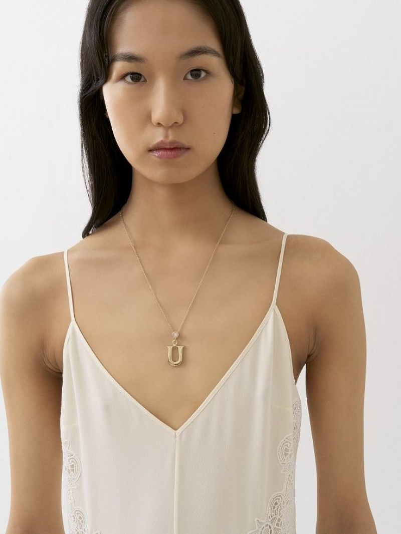 Chloe Alphabet With Pendant Halsband Guld | CHE-SR14335