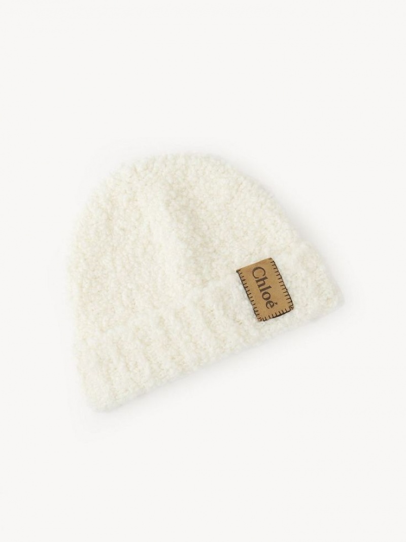 Chloe Curly Knit Beanie Hatt Beige | CHE-SR14475