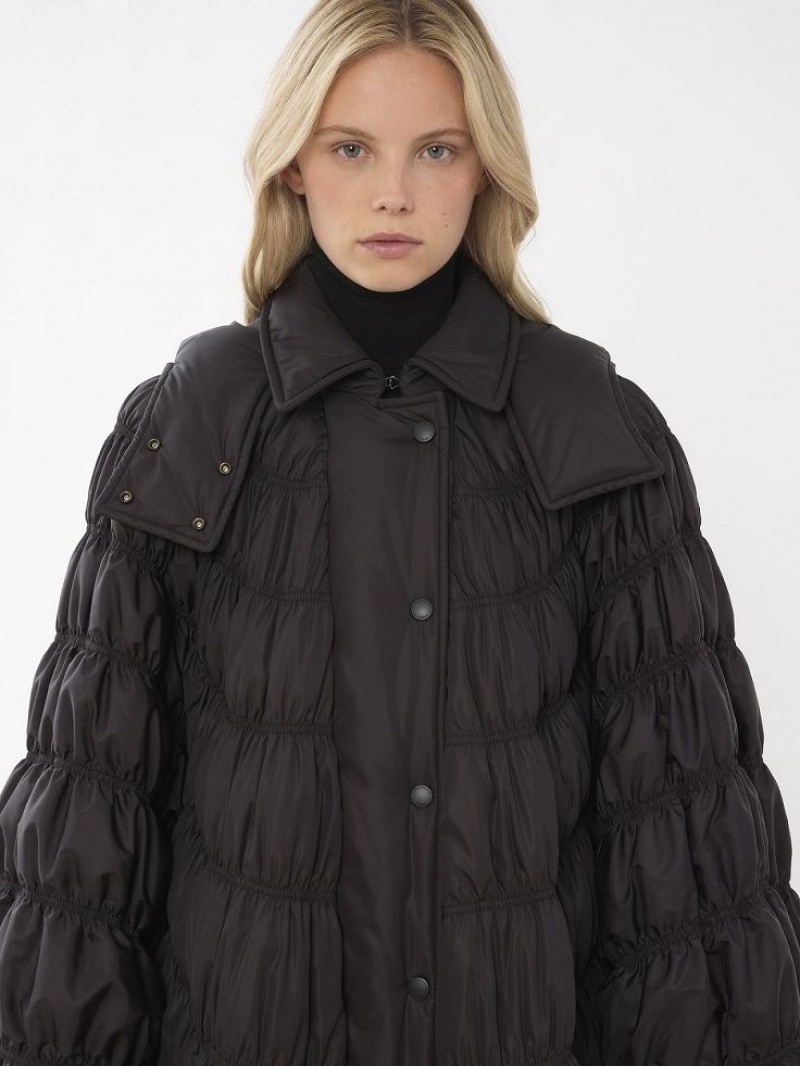 Chloe Ruched Puffer Cape Rockar Svarta | CHE-SR13815